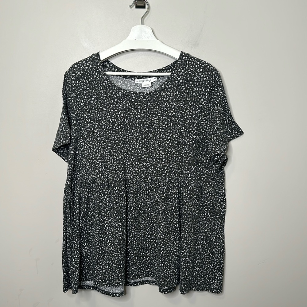 In Every Story Micro Floral Print Short Sleeve Top